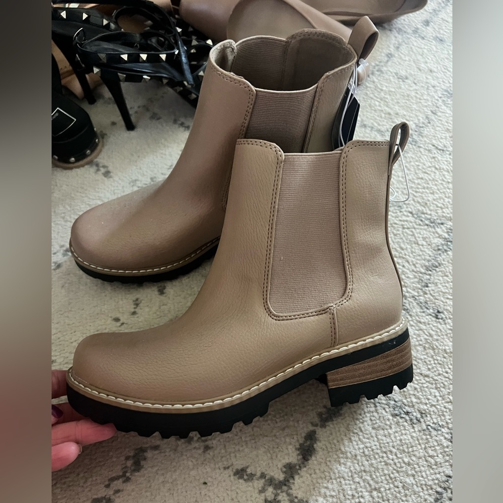 Universal Thread Ankle Boots